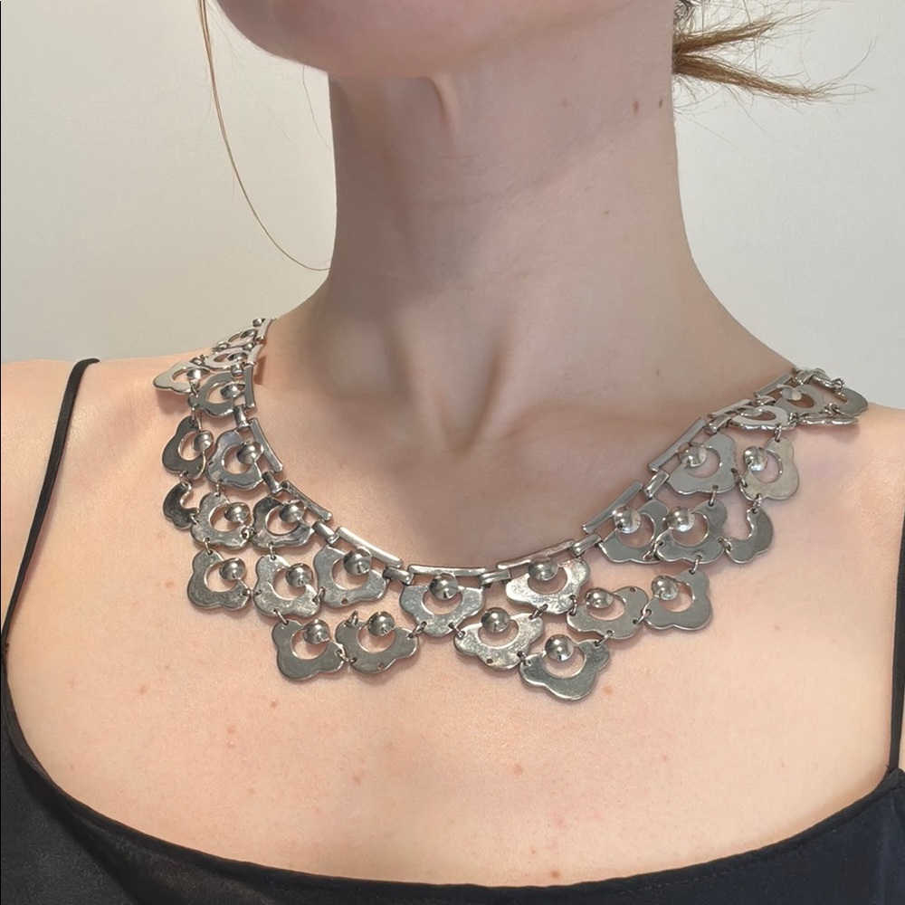 Stella & Dot Silver Collar Necklace (Adjustable Length)